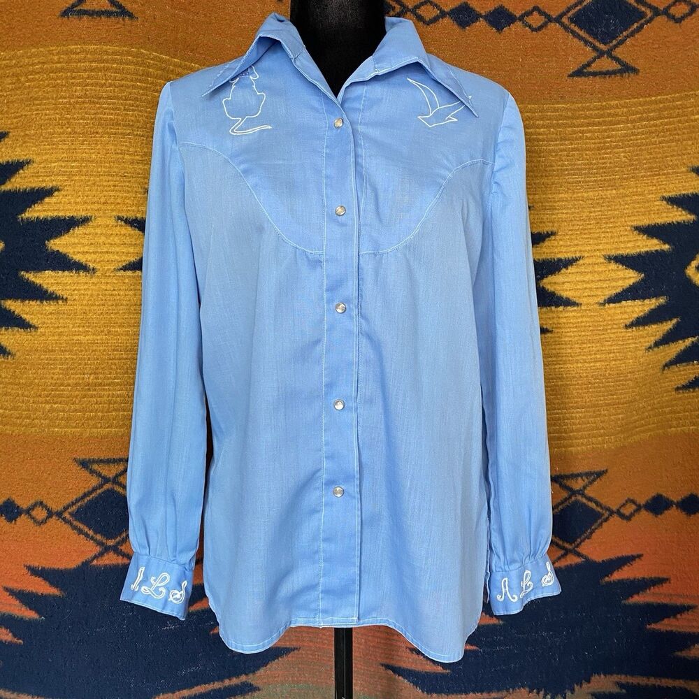 Vintage 70’s Embroidered Pearl Snap Button Up Shirt. Rare OOAK. S/M. Cottage